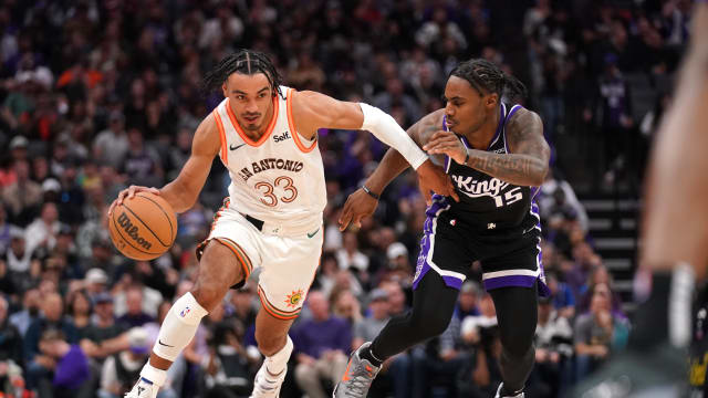 Tre Jones Davion Mitchell Kings